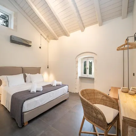 Nonna, 1800s House Renovated In 2023 * Fiskardo