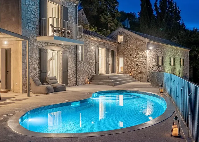 Nónna, 1800s House Renovated In 2023 Villa